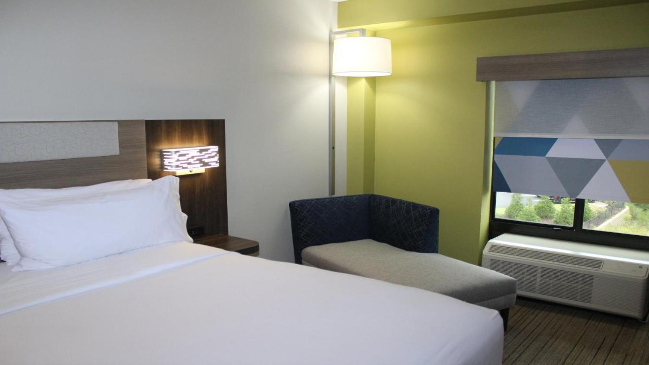 Holiday Inn Express & Suites Wilson-Downtown, An Ihg Hotel Esterno foto